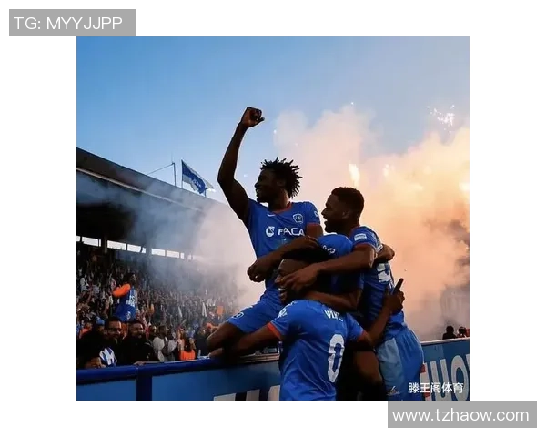 英超激战波尔图大胜尤文图斯神扑时刻引发全场狂欢与转会热议