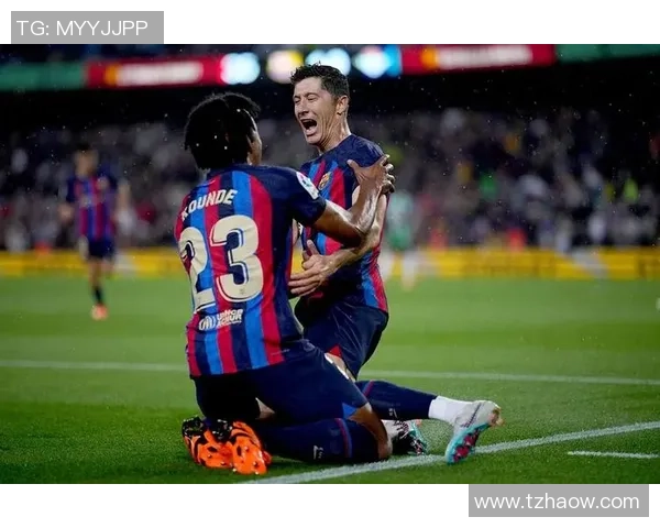 国王杯激战里昂与巴萨互交白卷神扑瞬间成为全场焦点