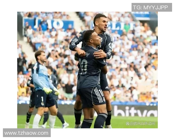 热刺与皇马友谊赛平局争议判罚引发全场热议与激情瞬间