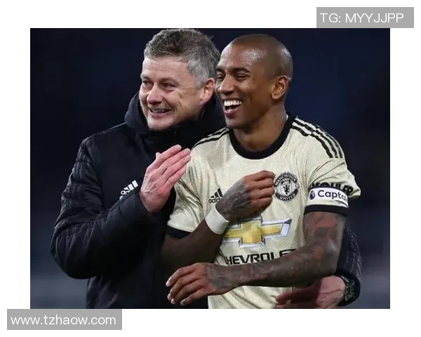 英超激战国米与里昂鏖战至平局绝杀瞬间点燃全场激情