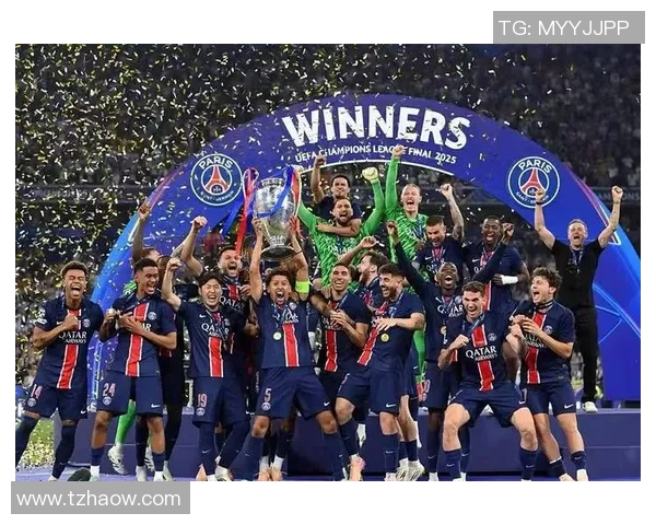 西甲激战：拜仁与巴黎圣日耳曼战成平局乌龙球瞬间引发全场热议