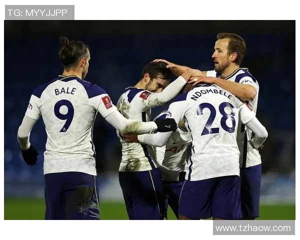 足总杯精彩对决拜仁狂胜热刺6-2引爆全场激情瞬间集锦