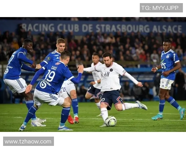 巴黎圣日耳曼大胜莱比锡红牌事件引发全场热议回顾十大精彩进球