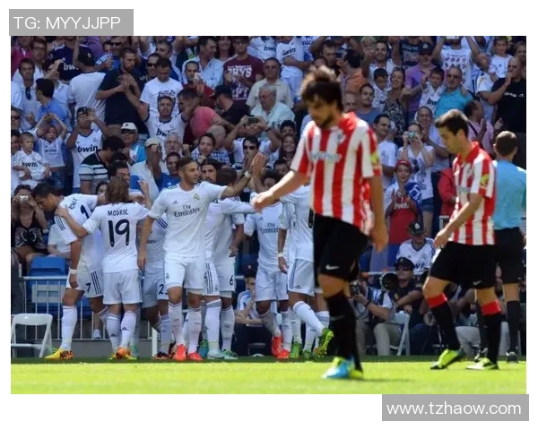 德甲激战曼联逆转马竞全场沸腾精彩瞬间回顾与分析