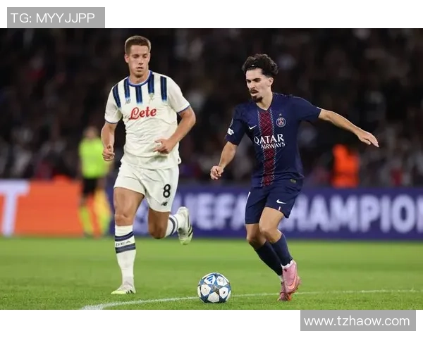 英超精彩对决那不勒斯强势3-0战胜巴黎圣日耳曼全场沸腾