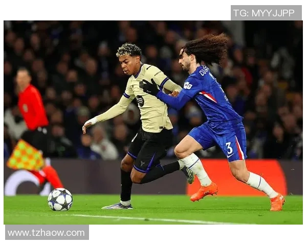 切尔西在世界杯中以3-0战胜本菲卡帽子戏法引发全场狂欢战术分析揭秘